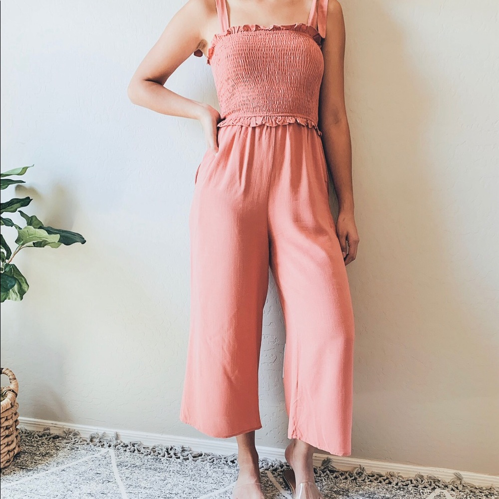 Jumpsuit ✨✨✨ - Picture 3 of 3
